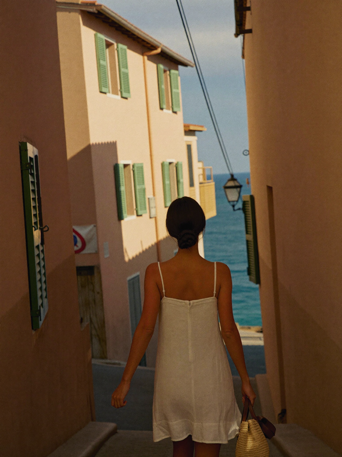 Golden hour in the old town of Nice